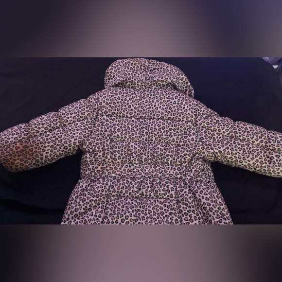 Girls cheetah print winter coat - Picture 2 of 3